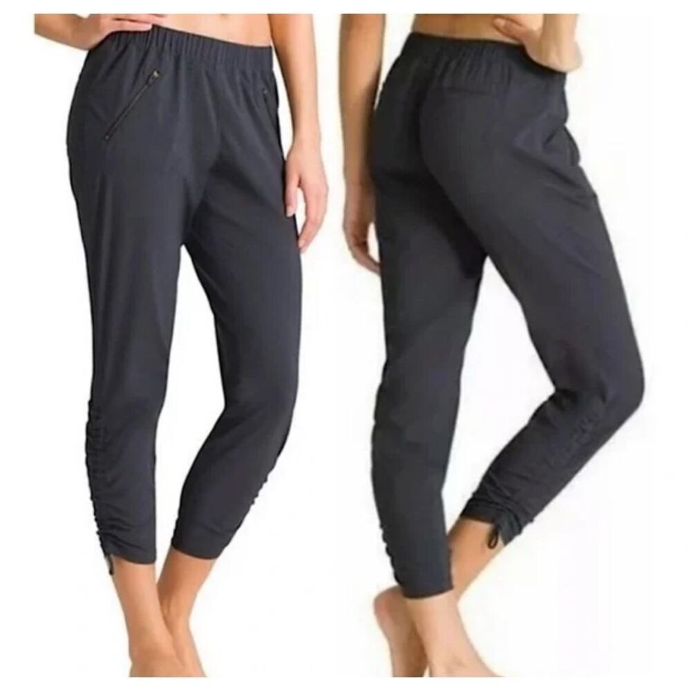 Athleta woman’s 6 Aspire Black Ankle Pants Joggers